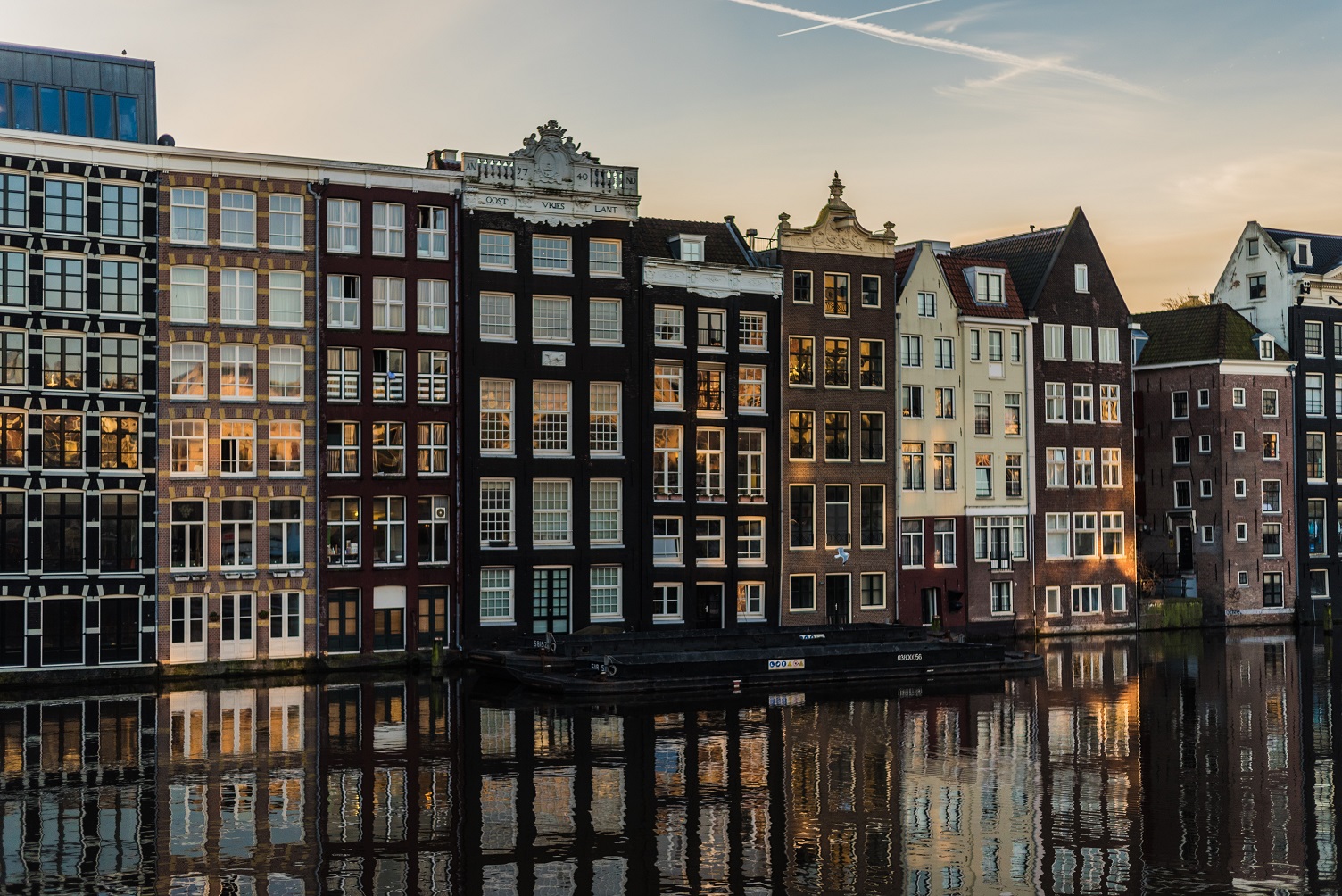 amsterdam-apartment-architecture-1329510 IMPACT>MOBILITY