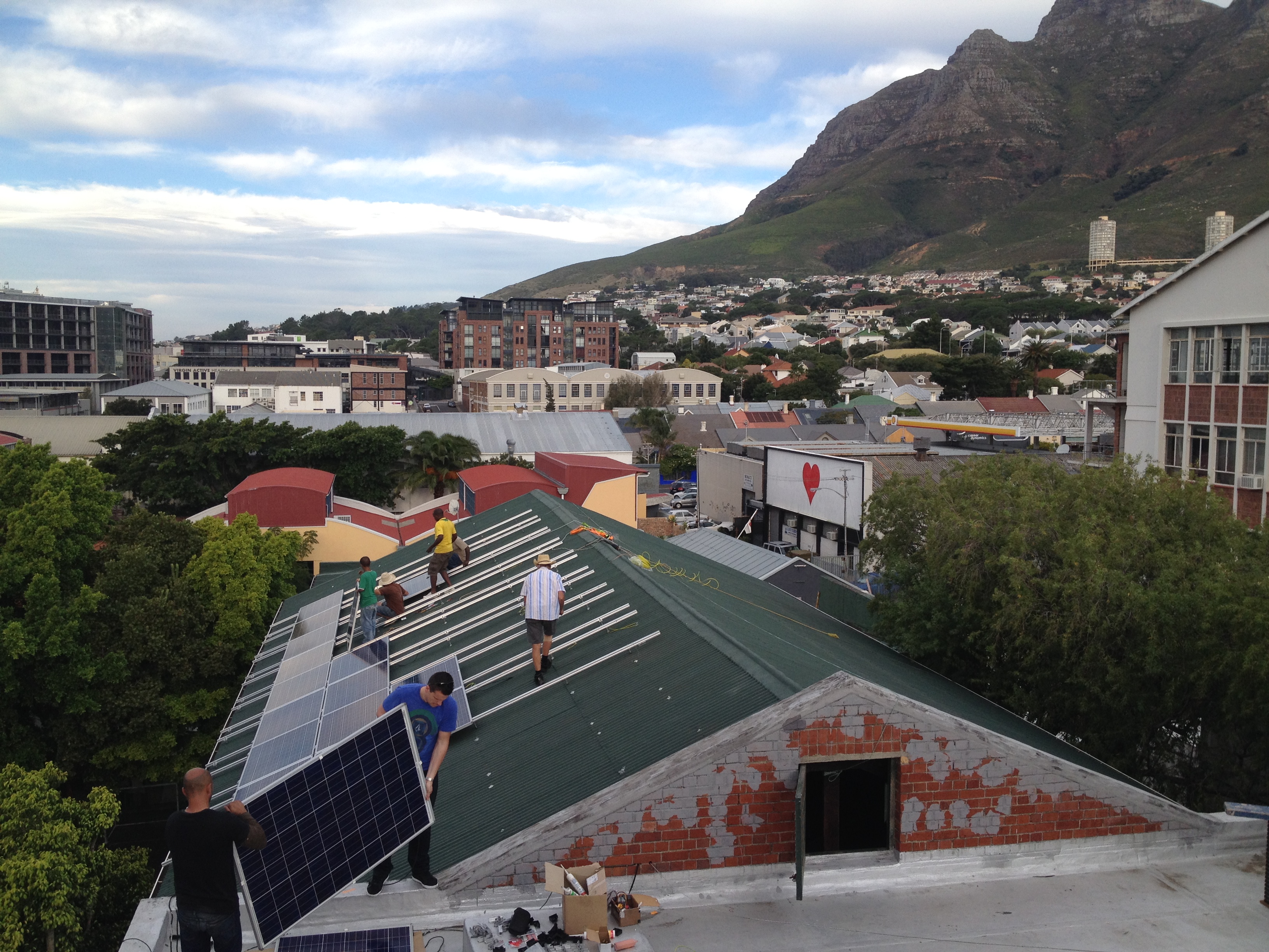 Cape Town is the rst South African city with a feed-in tariff for businesses and households that generate their own electricity through photovoltaic (PV) panels