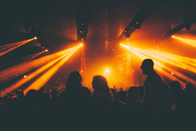 Nightclub krys-amon-vn8Falk7JbU-unsplash